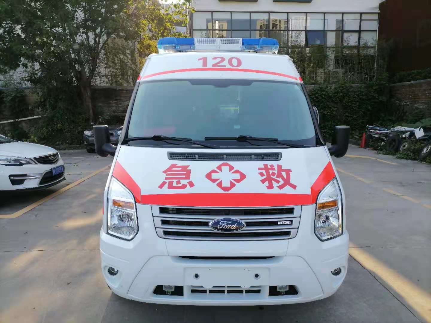 平塘县妇婴监护型护送